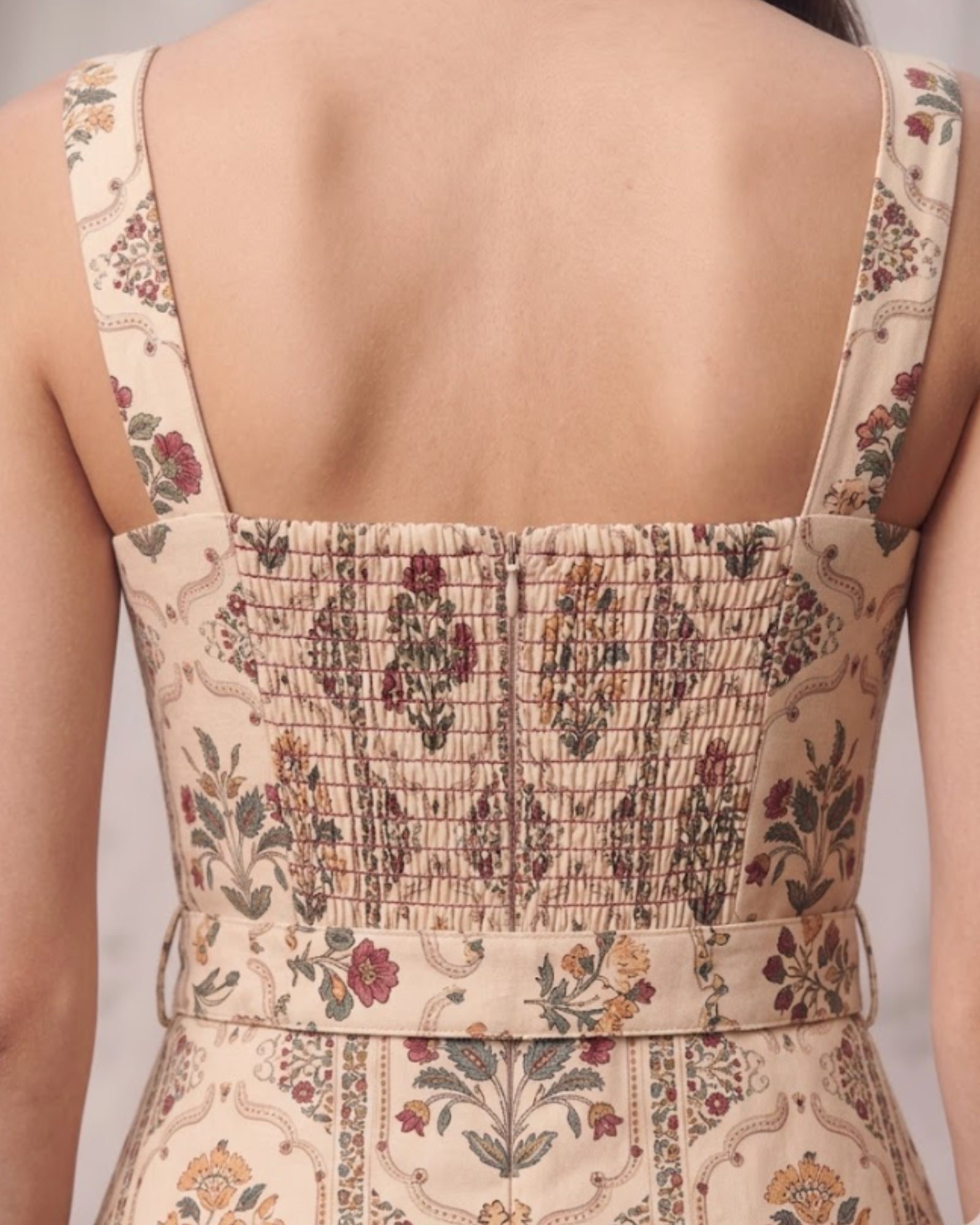 Vintage Print Built-In Bra Cups Spaghetti Strap Midi Dress